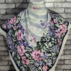 Free shipping Authentic J G Dubois  silk scarf (29”x30”) C9934