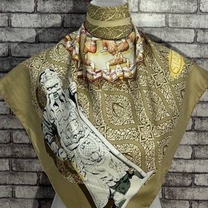 Free DHL express Authentic Hermes “Siam” silk scarf (34”x35”) H9868