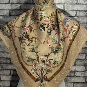 Free DHL express Authentic Hermes “Pierres d’Orient d d Occident” silk scarf (34”x35”) H10095