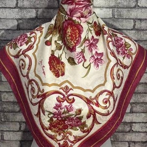 Free shipping Authentic Jim Thompson   silk scarf (32”x33”) C10910
