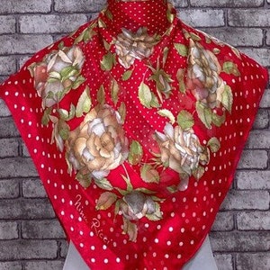 Free post Authentic Nina Ricci silk scarf 31x31 N3183
