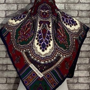 Free shipping Authentic YvesSaintLaurent silk scarf (33”x34”) C8634