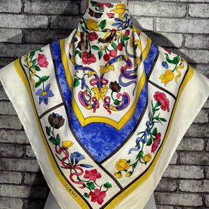 Gratis verzending Authentieke zijden sjaal (33"x34") C 11470