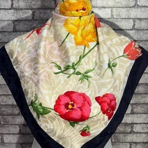 Free shipping Authentic Erre  silk scarf (33”x34”) C10899