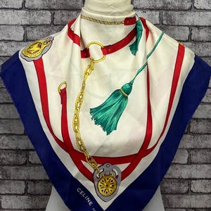 送料無料 本物のシルクスカーフ (33インチ×34インチ) C11554