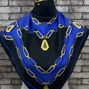 Free shipping Authentic  silk scarf (33”x34”) C11513