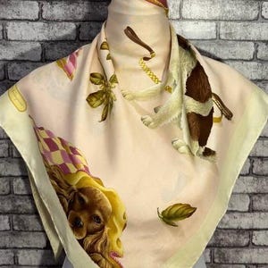 Free shipping Authentic Sal vatore Ferra gamo  silk scarf (33”x34”) C11269