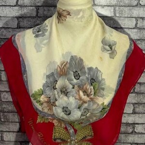 Free shipping Authentic Nina Ricci   silk scarf (33”x34”) C10613