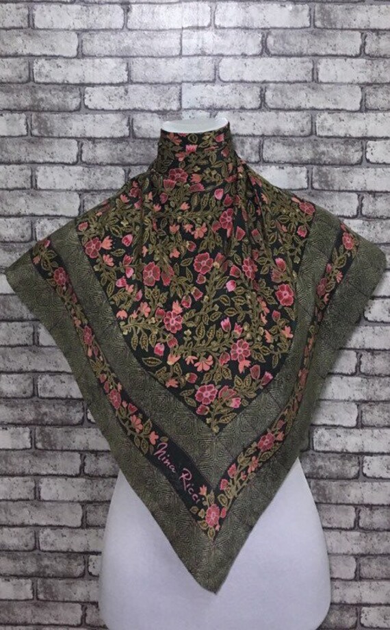 Free post Authentic Nina Ricci silk scarf 31x31 N3183
