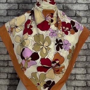 Free shipping Authentic Pierre Cardin  silk scarf (33”x34”) C10008