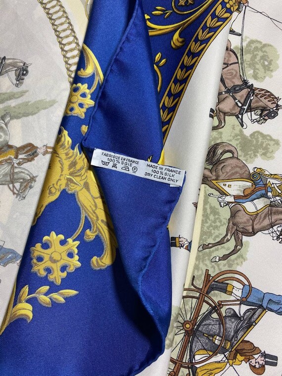HERMES SCARF　100%SILK　MADE IN FRANC Hermes 