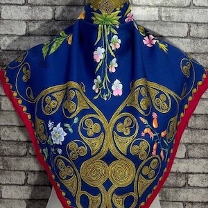Free DHL EXPRESS  Authentic Hermes “Arabesques”silk scarf (34”x35”) H9900