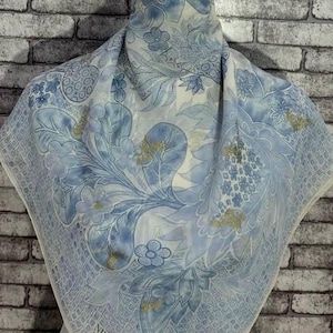 Free shipping Authentic Nino Cerruti  silk scarf (42”x42”) C10664