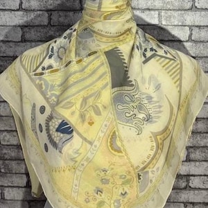 Free shipping Authentic Aquascutum   silk scarf (33”x33”) C10848