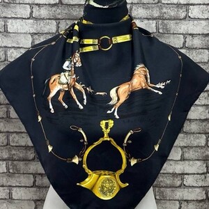 Gratis DHL express authentieke Hermes “Pampa” zijden sjaal (34”x35”) H9115
