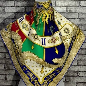 Free DHL EXPRESS  Authentic Hermes “Carpe Diem” silk scarf (34”x35”) H9786