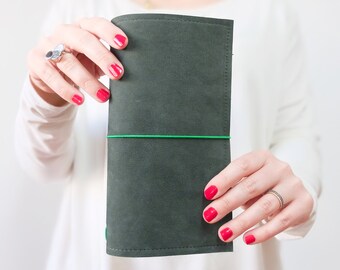 Nubuck Nori Green Travelers Notebook / Regular Standard size Planner made with genuine Italian leather