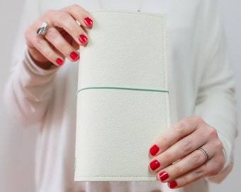 Milk White Travelers Notebook / Regular Standard size Planner made with genuine Italian leather