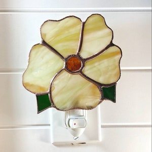 Yellow flower stained glass night light image 2