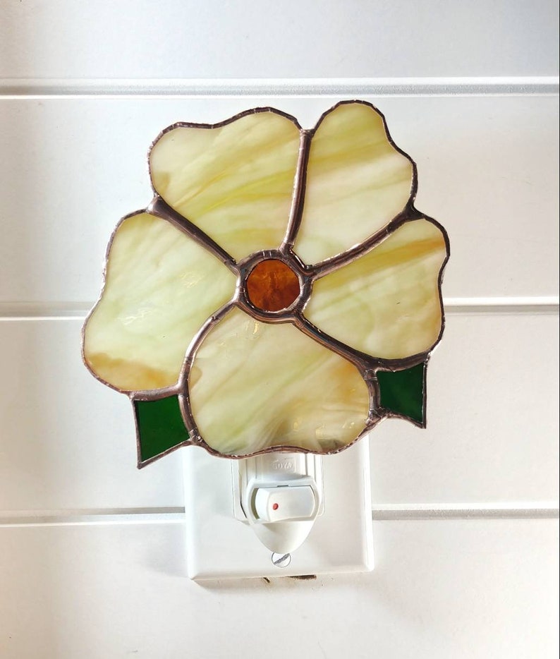 Yellow flower stained glass night light image 2