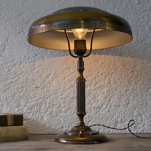 Antique table lamp Italian Design Brass Art Decò table lamp 1940s vintage mid century lamp large old table lamp rare lighting