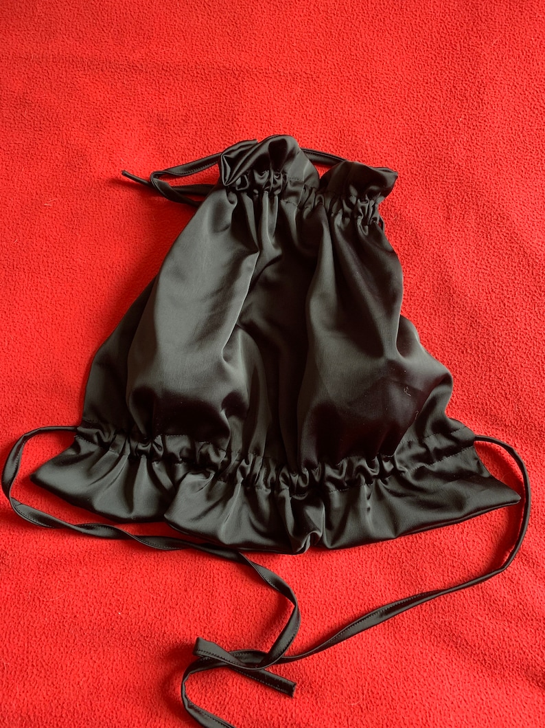 Crop top backless with ruffle made of silky satin Black