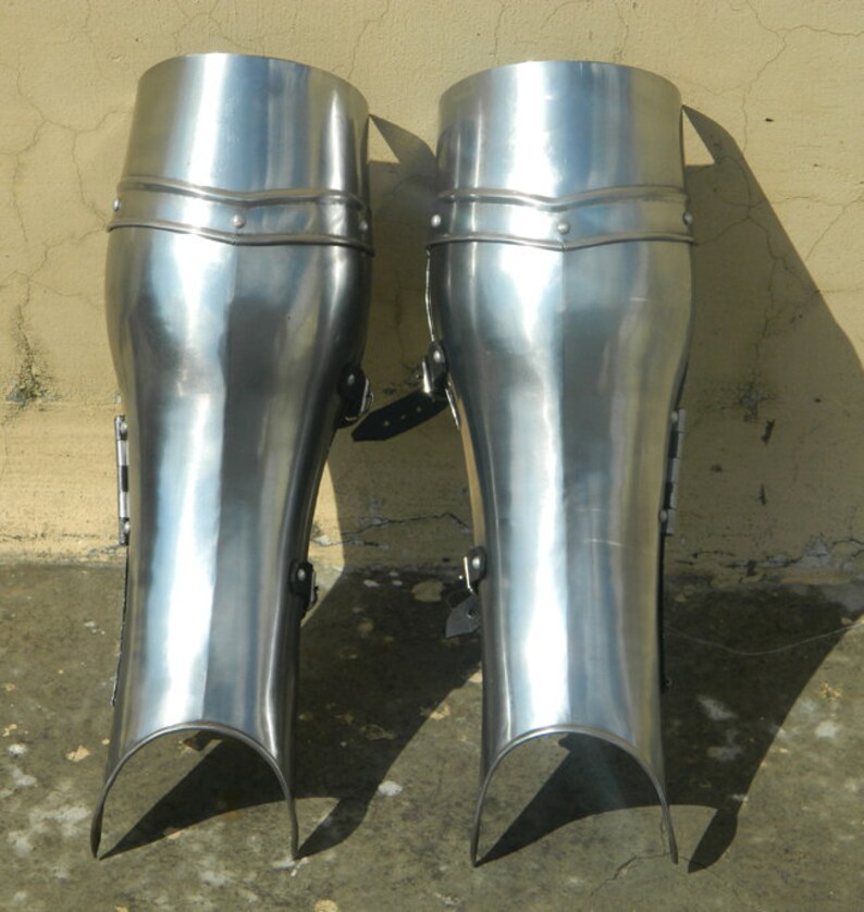 Medieval Armour Historical Leg Greaves SCA Armour Costume replic Medieval Armour Historical Leg Greaves SCA Armour Costume replic