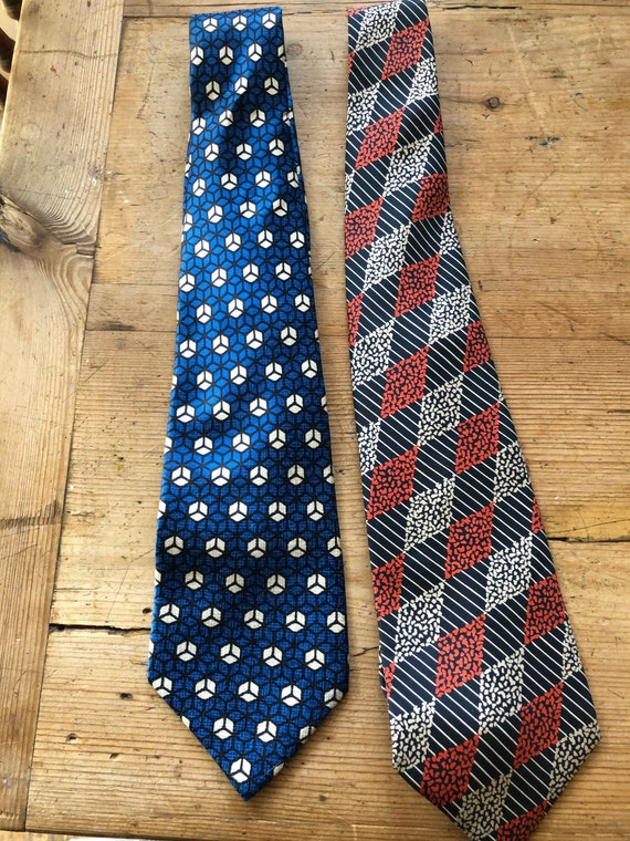 Two Jacques Fath silk ties neckties