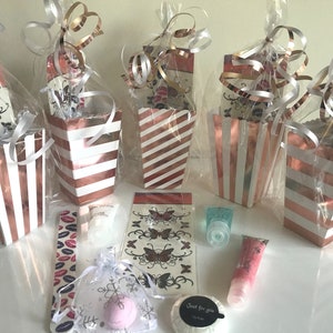 Rose Gold Girls Pre-Filled Birthday Bags, Contains 12 Items, Teenage Girls Pamper Party Favours, Sleepover Activity, Bridesmaids Gifts