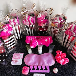 Färdigfylld Pamper Party Box: Present till tonårsflicka med pyjamasparty