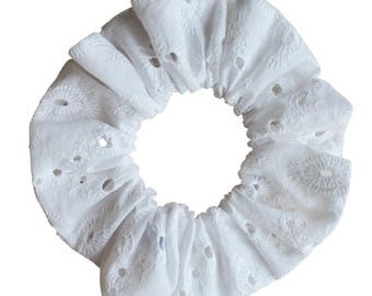 White Broderie Anglaise Scrunchie Large 16cm Diameter 80s 90s Size British Made