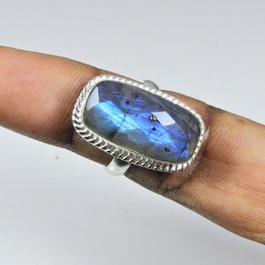 Natural Labradorite Ring, Labradorite Silver Ring, Labradorite Ring, Labradorite Radiant Ring, Labradorite Boho Ring, Anniversary Gift