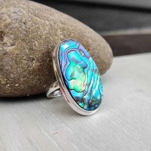 Anello in conchiglia di abalone, anello ovale in argento sterling, anelli 925 per donna - anello in argento sterling anello blu statement - anello statement in conchiglia naturale
