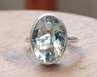 Anillo de amatista verde, anillo apilable de plata de ley 925, anillo de amatista verde tallada, anillo de gemas, anillo ovalado, anillo con piedra de nacimiento de febrero, regalo para ella