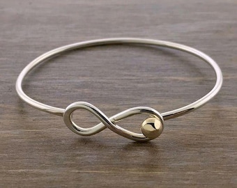 Infinity Bracelet, Sister Mother Gift Bracelet, Wife Jewelry Gift, Gold Infinity Bracelet, Dainty Linked Infinity Bracelet, Silver