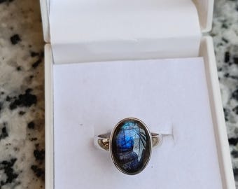 Natural Labradorite Ring, 925 Sterling Silver Ring, Oval Labradorite Ring, Labradorite Simple Ring, Labradorite Jewelry for Woman, Gift