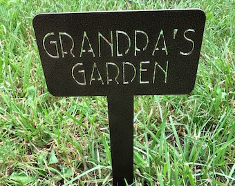 Custom Name Garden Stake / Grandpa's Garden Stake / Grandma's Garden / Dad's Garden / Mom's Garden / Metal Garden Stakes / Outdoor Gardening