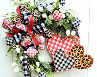 Leopard Valentines Day Wreath for Front Door, Valentines Day Heart Wreath, Buffalo Check Heart Wreath, Valentines Party Décor, Gift for Her