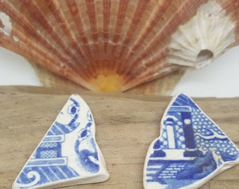 Sea worn pottery,willow pattern,pendant size,jewelery crafts,pottery crafts,genuine scottish beach finds,vintage pottery.