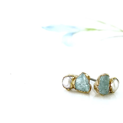 Raw Birthstone Cluster Stud Earrings Personalized Mothers Earrings made with Raw shops Stone Crystal Earrings Crystal healing