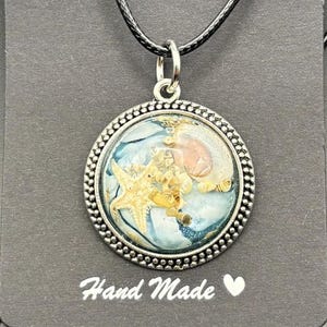 Ocean necklace