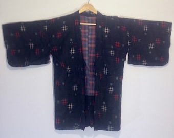 Kimono Boro giapponese in seta vintage. Antico Boro Noragi Kusakizome Ikat Kasuri