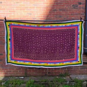 Handgestikte patchwork-quilt van de Meghwal Tribe Of Kutch, Gujarat. Kantha Ralli bhandani