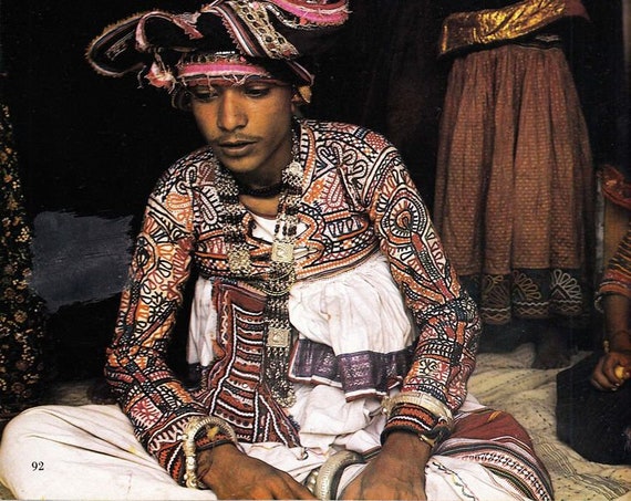 Vintage Indian Hand Embroidered Mens Rabari Shirt… - image 9