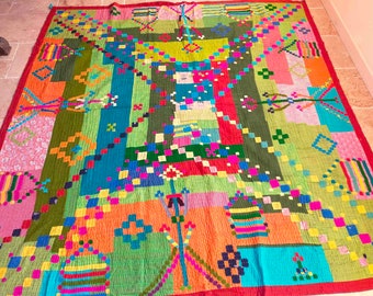 Siddi Tribal Patchwork Kantha Kawandi Steppdecke aus recycelter Baumwolle in Indien