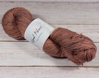 Peaches n’ Cream - Hand Dyed Yarn, Fingering/Sock Weight, Superwash Merino, Ready to Ship