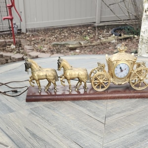 Mantle Clock, 4 Horse and Carriage Mantle Clock, United Clock Company, Brooklyn, New York, Horse Drawn Carriage Clock