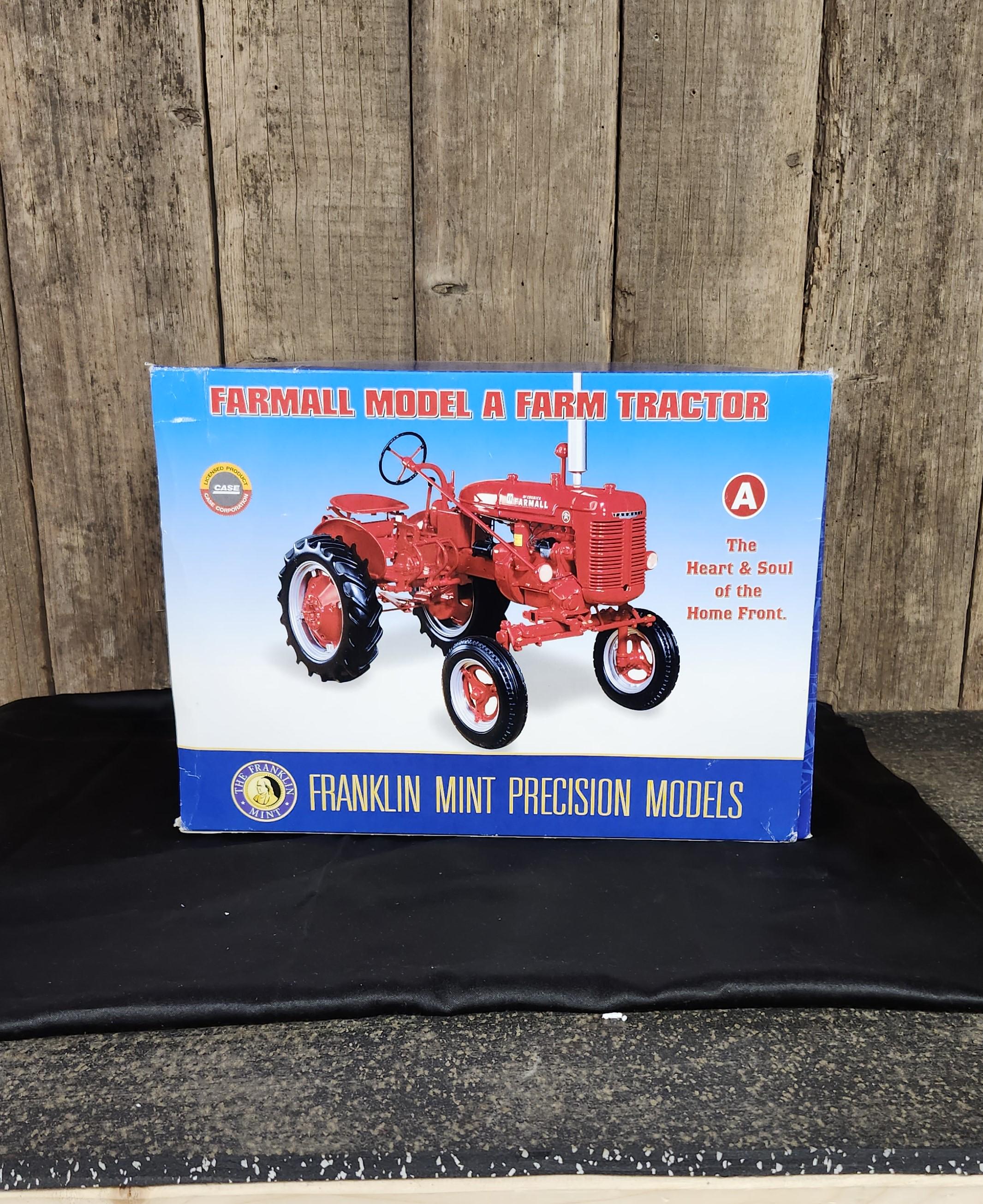 ミニカー　アメリカントラクター　McCORMICK FARMALL il_fullxfull.6859733230_i0ek.jpg