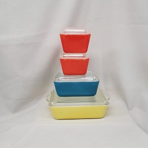 Pyrex Refrigerator Dishes, Full set of Pyrex Primary Colors Refrigerator Dishes, Pyrex Dishes, Pyrex Casseroles, Primary Colors, Collectible