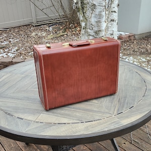 Suitcase, Vintage Samsonite Buckskin Brown Suitcase, Style 4942, Vintage Suitcase, Vintage Samsonite Suitcase, Vintage Samsonite